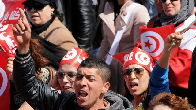 Антитеррористический марш в Тунисе