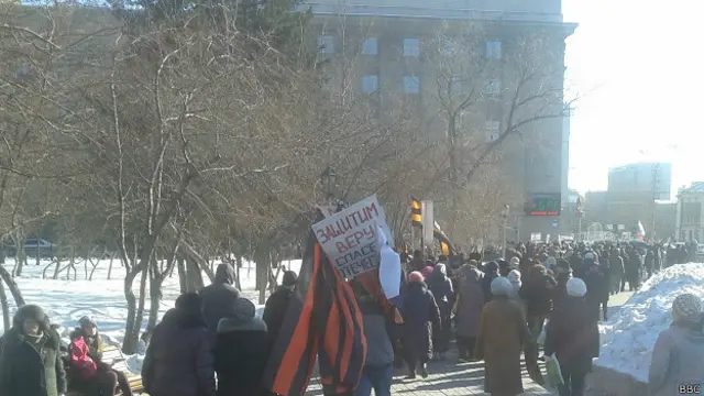 На митинге "Защитим святыни - спасем Россию" в Новосибирске