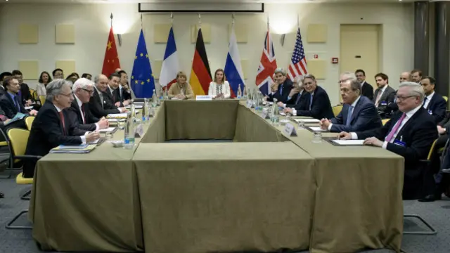 今天在瑞士洛桑复会的谈判被称作“P5+1”伊朗核问题六方会谈,它由联合国安理会五个常任理事国加上德国组成。