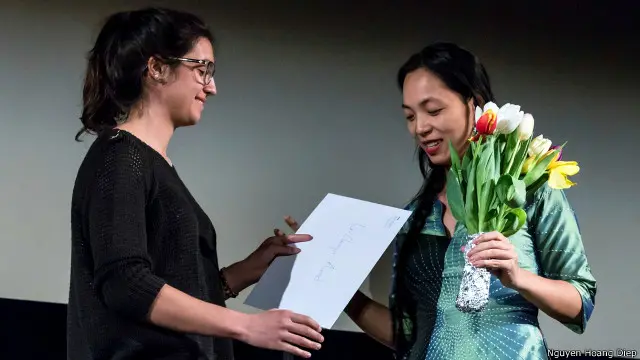 Đạo diễn Nguyễn Hoàng Điệp nhận giải ở LHP Fribourg, Thụy Sĩ