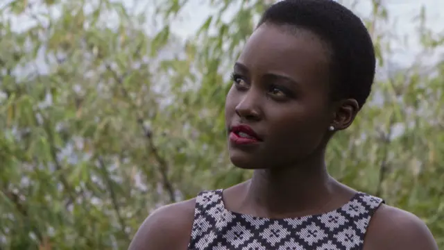 لوپیتا یونگو نے گذشتہ سال کی آسکرز کی تقریب میں ’بیسٹ سپورٹنگ ایکٹریس‘ کا انعام حاصل کیا تھا