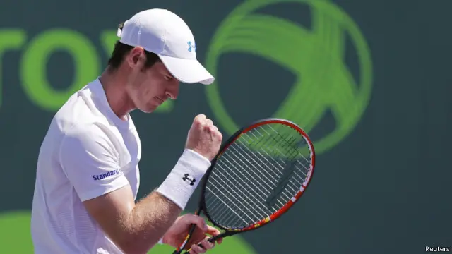 Murray membutuhkan kesalahan tak perlu lawannya untuk bisa bangkit.