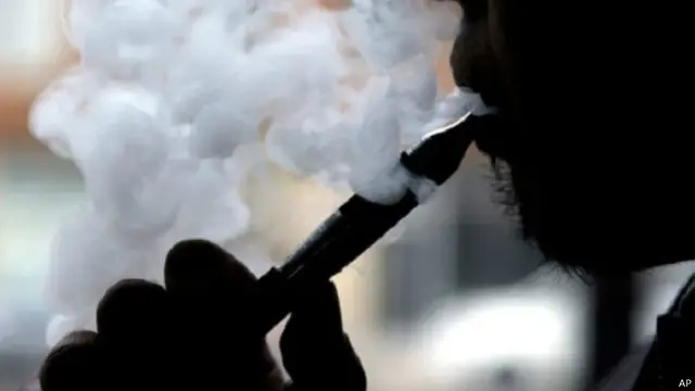 越來越多的人開始吸電子煙