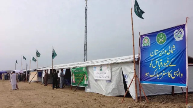 قبائلی علاقے شمالی وزیرستان میں آپریشن ضربِ عضب کے باعث نقل مکانی کرنے والے متاثرین کی واپسی کا عمل جاری ہے۔( بلال احمد، بی بی سی اردو ڈاٹ کام)