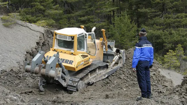 Carretera de acceso al sitio de la colisión del avión Germanwings