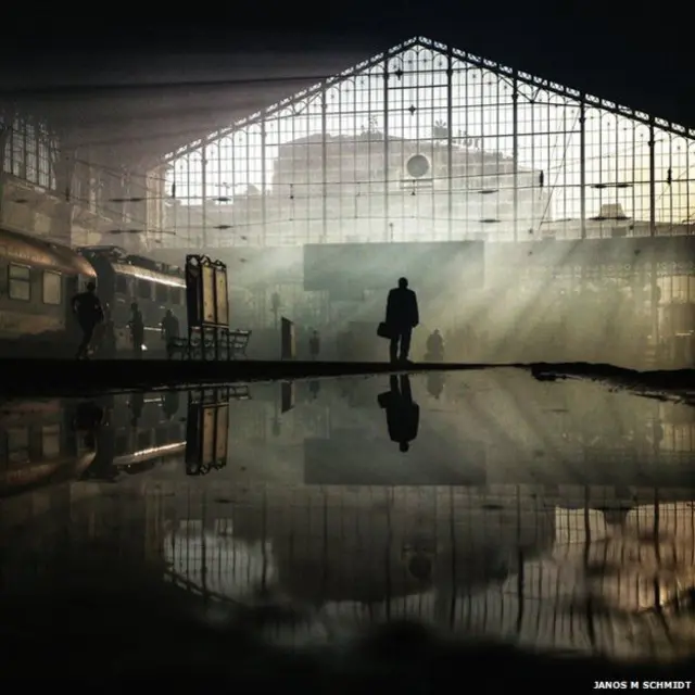 ایستگاه قطار نیوگاتی در بوداپست، جایزه دوم بخش موبایل - عکاس: یانوش اشمیت از مجارستان