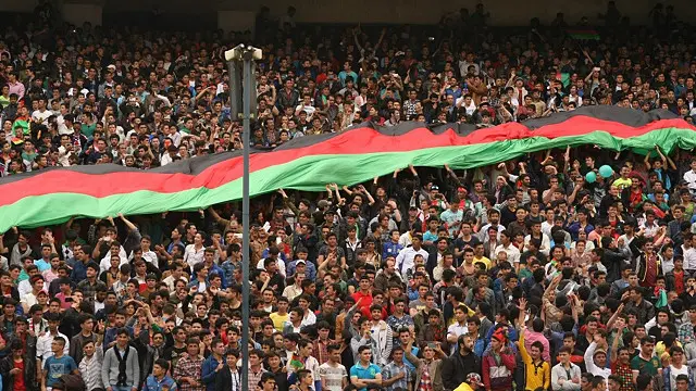 بیش از هشتاد هزار مهاجر افغان برای دیدن مسابقه تیمهای امید افغانستان و ایران به ورزشگاه آزادی رفتند