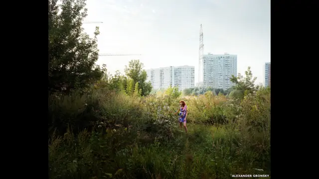 Марьино, 2009 год. Из серии "Пастораль". 