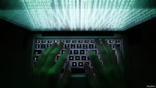 Mentri Keuangan AS bisa membekukan aset siapapun yang terlibat serangan cyber terhadap Amerika, berdasarkan aturan ini.