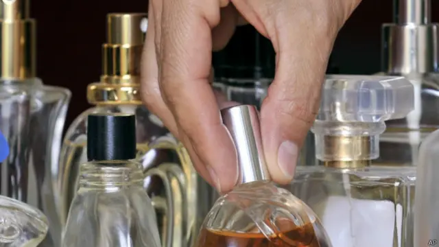 पर्फ्यूम