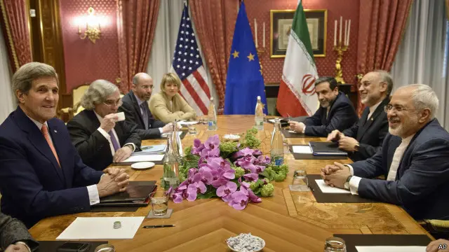 هیات مذاکره کننده ایران و آمریکا در جریان گفت و گوهای اتمی در سوییس