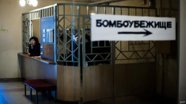 Шаткое перемирие поставило в центр внимания гуманитарный кризис на Донбассе