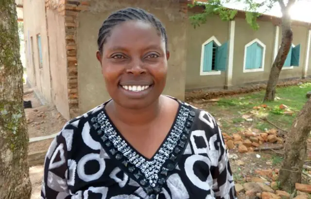 A Rhobi Samwelly le inspiró su propia experiencia para crear el refugio. 