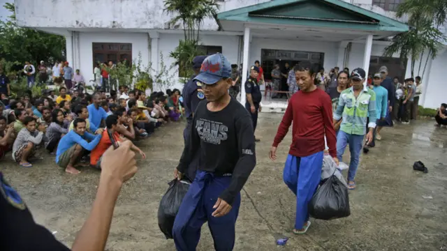nelayan burma di Benjina