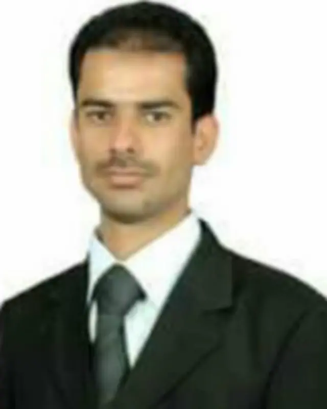 أيمن الأشموري