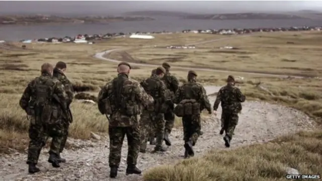 英国士兵在福克兰