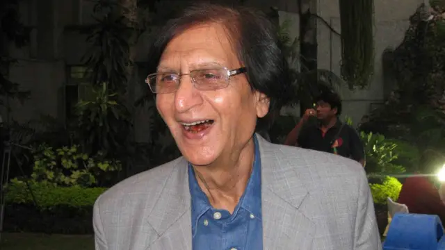 نگاہوں کے تقاضے چین سے مرنے نہیں دیتے ۔۔۔یہاں منظر ہی ایسے ہیں کہ دل بھرنے نہیں دیتے (وسیم بریلوی)