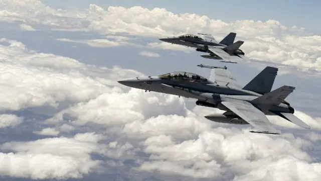 Phi cơ chiến đấu F-18 của Hoa Kỳ