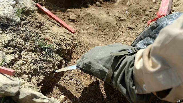 کشمیر میں حقوق انسانی کی تنظیمیں کئی سال سے باردوی سرنگیں ہٹانے کا مطالبہ کر رہی ہیں