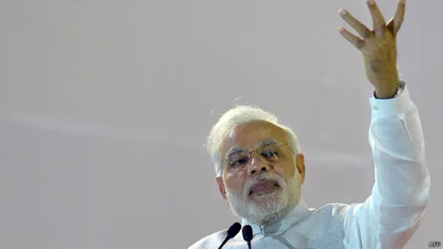 नरेंद्र मोदी