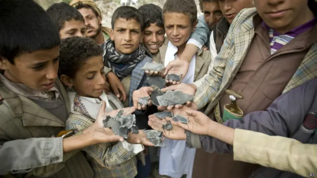 也门空袭地区的小孩