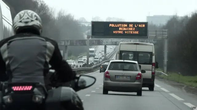 ट्रैफिक लाइट्स