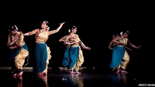 शास्त्रीय नृत्य और संगीतमय प्रस्तुति 'स्त्री'