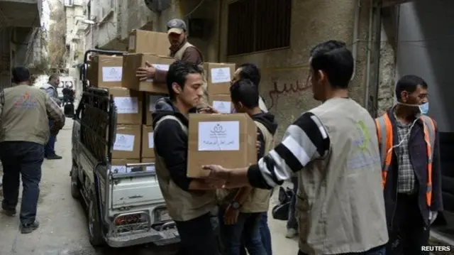 دعت وكالة الأونروا إلى وقف أعمال العنف لمساعدة المدنيين على الفرار من القتال واتاحة الفرصة أمام توصيل مساعدات إنسانية.