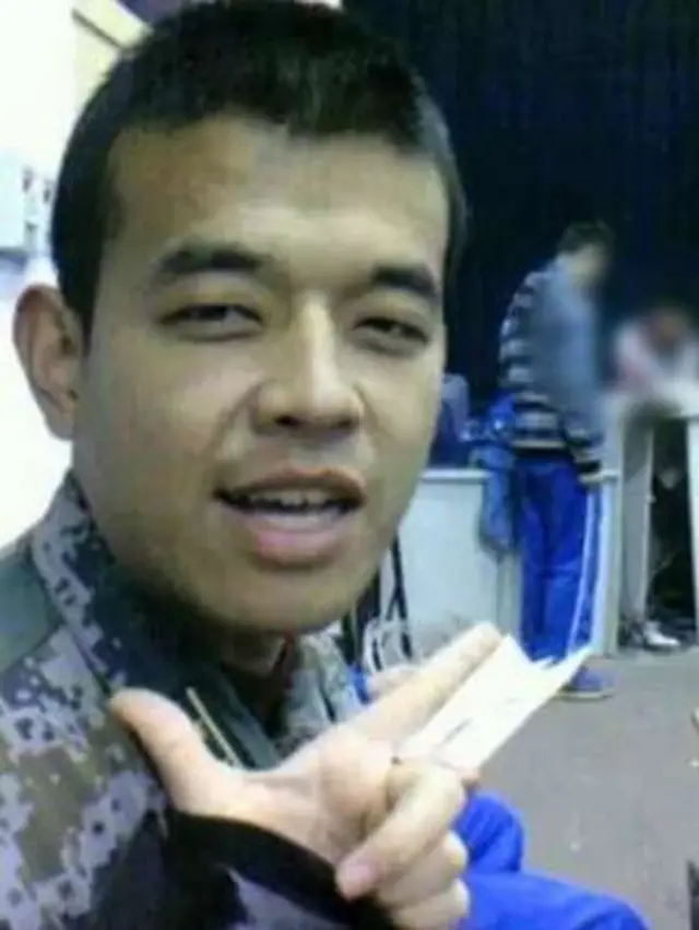 李建的罪名是拘禁学生，只判两年零十个月有期徒刑