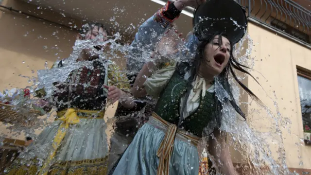 святкування Великодня