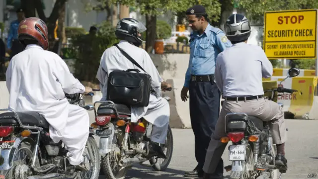 تحریری نوٹیفیکیشن میں کہیں بھی اس بات کا ذکر نہیں ہے کہ چرس کی کتنی مقدار پر مقدمہ درج نہ کیا جائے