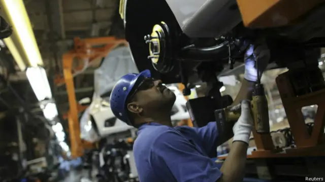 Permissão para que toda e qualquer atividade seja terceirizada desagrada lideranças sindicais