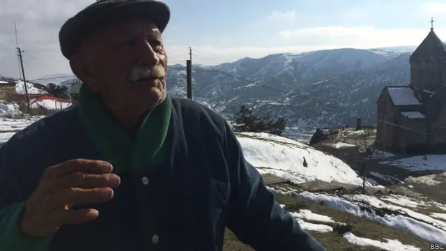 Житель Нагорного Карабаха Хрант Тайрян