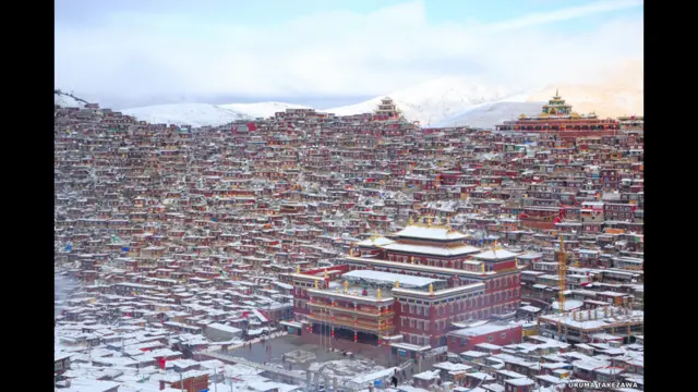 храм Лалунг Гал Гомпа