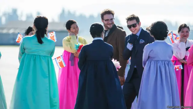 Film the Interview mengisahkan jurnalis AS yang direkrut CIA untuk membunuh pemimpin Korut, Kim Jong-un.