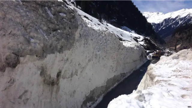 کاغان کی ہوٹل انڈسٹری کو اس لینڈ سلائیڈ سے کافی حد تک فائدہ ہوا ہے۔