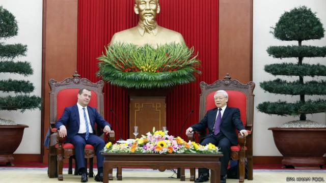 Thủ tướng Nga Medvedev thăm Việt Nam hồi đầu tháng Tư