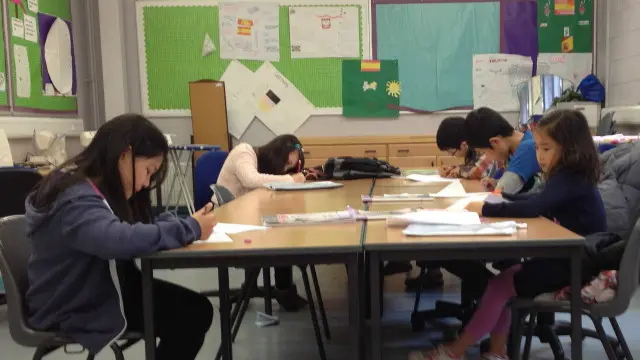 中国和英国的学生，尽管有差异，但共同点是主要的：努力，刻苦，有一颗强大的心。