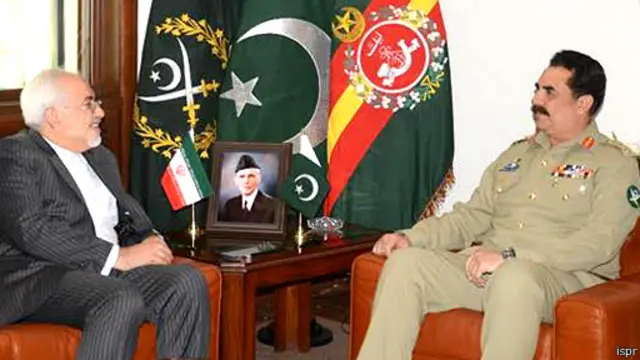 ایرانی وزیر خارجہ جواد ظریف کی جنرل راحیل شریف سے جی ایچ کیو میں ملاقات ہوئی