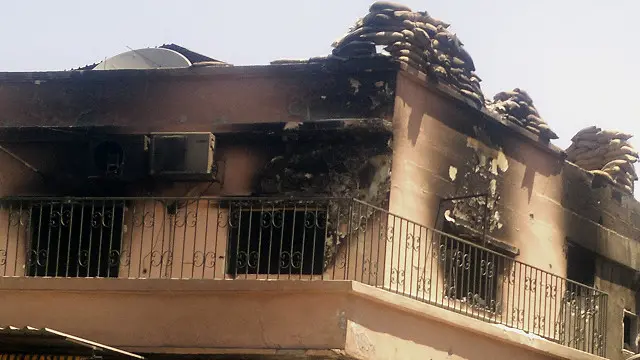 اب تک 2,20,000 شامی آپسی لڑائی میں ہلاک اور 15 لاکھ زخمی ہو چکے ہیں۔ ان میں سنی، شیعہ، علوی، کرد سب شامل ہیں