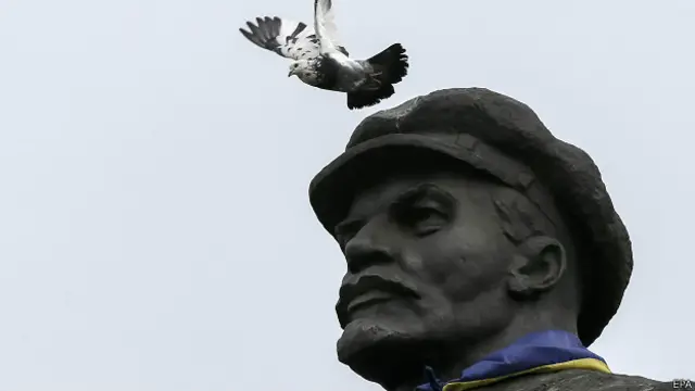 Памятник Ленину в Славянске