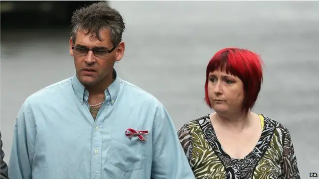 Paul ve Carol Jones.