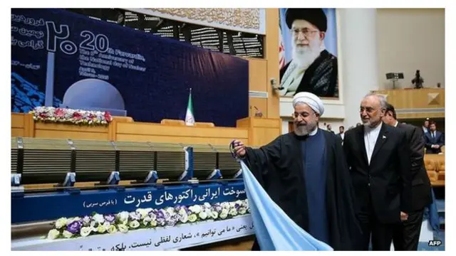 Ông Rouhani nói các lệnh trừng phạt cần được tháo gỡ ngay sau khi thỏa thuận phát huy hiệu lực