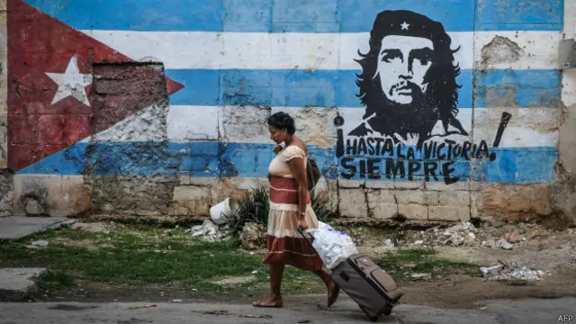 Kuba dimasukkan daftar negara pendukung terorisme sejak 1982 lalu.