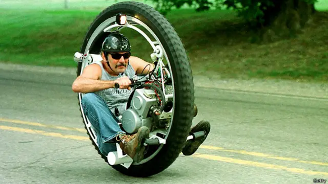 Изобретатель моноцикла