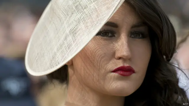 Женщина в шляпке