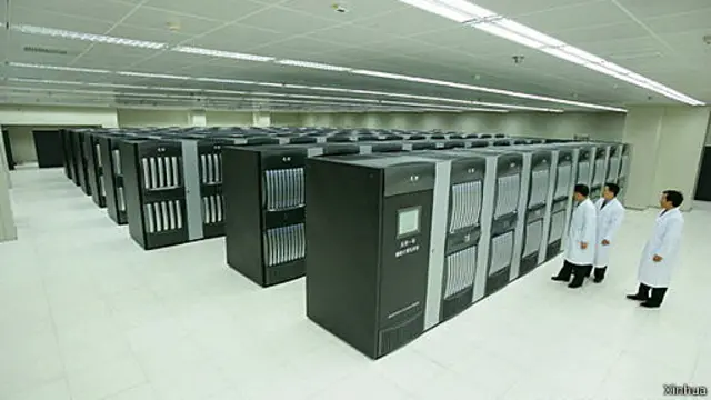 自2013年以来，天河二号在全球超级计算机500强名单中占据着榜首位置。