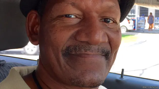 出租车司机赫克托•佩拉尔塔