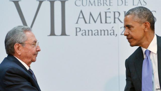 Hace menos de un mes, Raúl Castro criticó a Obama por declarar a Venezuela, aliada de Cuba, una amenaza para la seguridad nacional estadounidense.