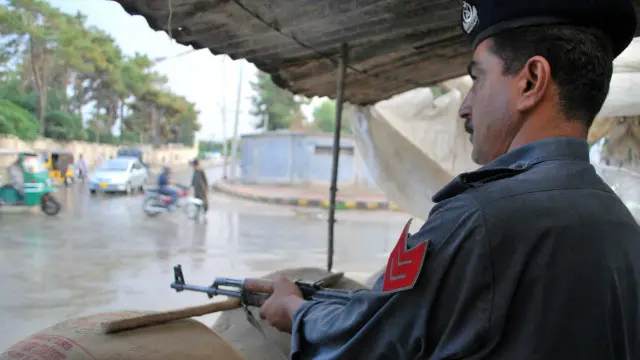 خیال رہے کہ کوئٹہ کے علاقوں میں پہلے بھی بم دھماکوں اور پولیس اہلکاروں کی ٹارگٹ کلنگ کے واقعات پیش آتے رہے ہیں